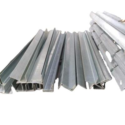 China Construction Of Steel Structure Lintels Hot Dip Galvanized Angle Iron for sale