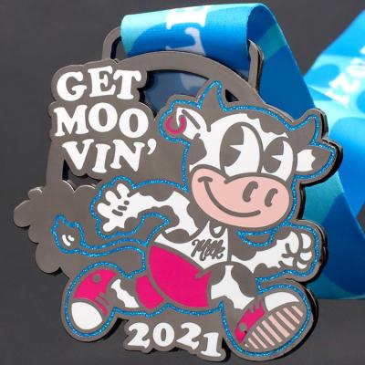 China Europe Sport Medal Low Price Fashion Custom Design Fun Running Hanging Medals for sale