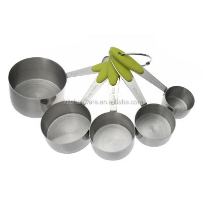 China Sustainable Kitchen Accessories Stainless Steel 5 Piece Smart Measuring Cup Set for sale