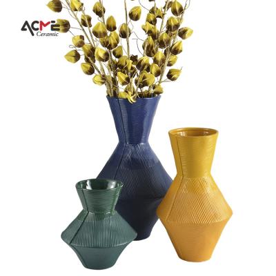 China Unique Geometric Pattern Decorative Ceramic Bubble Vase Modern Minimalist Ceramic Vase For Decor Crafts for sale