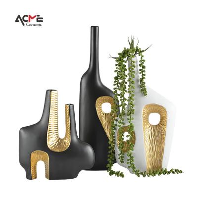 China Simple Modern Creative Art Living Room Decor Art Ceramic Vases Gold Plated Multicolor Bespoke Ceramic Flower Vases for sale