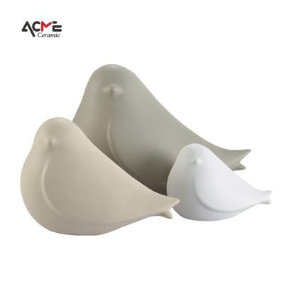 China Modern Nordic Minimalist China Decor Accessories Subtract Ceramic Statue Bird Ornament Crafts For Party Home Gift for sale