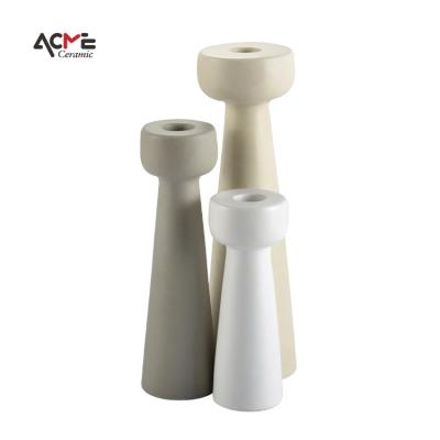 China Nordic modern simple indoor ceramic matte decor porcelain cylindrical candle holder candle holder for home decor for sale