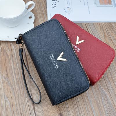 China Wholesale dropshipping latest fashion long clutch design waterproof ladies pinch wax leather wallet feminine women for sale