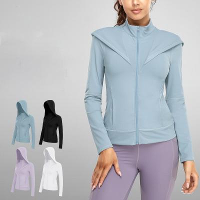 China Breathable Women Long Sleeve Yoga Tight Sports Zipper Fitness Gym Hooded Jacket With Phone Pocket for sale