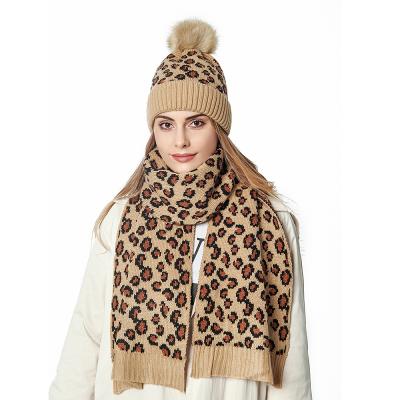 China Square Ball Hat Woolen Scarf Set Outdoor Warm Leopard Print Woolen Knitted Hat for sale