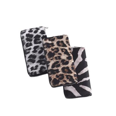 China Leopard Print Wallet Waterproof Long Clutch Bag Zipper Holographic RTS Purse For Women for sale