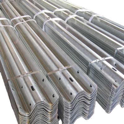 China HDG Wholesale Low Price Hot Dipped Galvanized Road Guardrail Two Waves/W Beam for sale