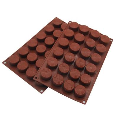 China Reusable Custom Silicone Resin Moldes de silicona Cake Molds Tray Jelly Cookies Chocolate Candy Baking Ice Cube Mold for sale