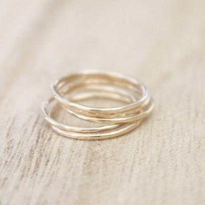 China 5 Gold Women's Ultra Thin Hammered Ring Stainless Steel Gold Stackers Thin Gold Ring Set for sale