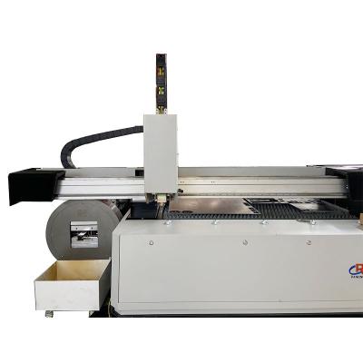 China SERVO MOTOR 1000w 1500w all cover fiber laser cutting machine / 6mm stainless steel laser cutting machine for sale