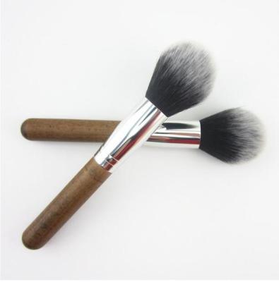 China General raw wood fire blush simple makeup brush powder brush honey powder makeup brush large for sale