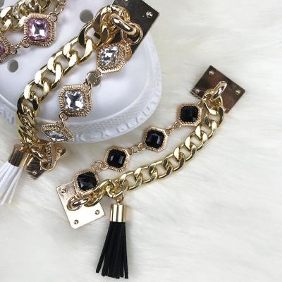 China Custom Shoe Chains Fashion Design Charm Shoe Decoration Gold Metal Shoe Charm Chains for sale