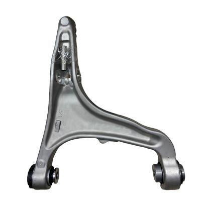 China Auto Auto Part Suspension Front Left Lower Control Arm OEM 673007126 For Maserati Ghibli for sale