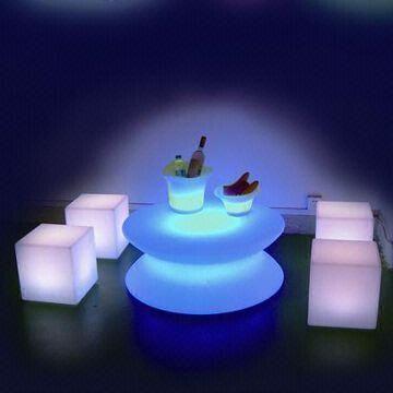 China Indoor Or Outdoor Glowing Plastic Coffee Bar Furniture LED Round Coffee Table for sale