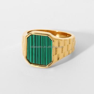 China FASHIONABLE European and American Net INS Celebrity Style 18K Gold Plated Stainless Steel Jewelry Lady Green Malachite Shell White Ring for sale