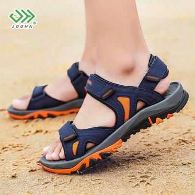 China 2022 New Anti-slippery Men's Style Casual Shoes Wholesale New Men's Outdoor Thong Flat Sandals for sale