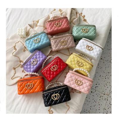 China Fashion Lady Fashoion Wholesale Custom Makeup Bag Colorful Travel Cosmetic Bag for sale