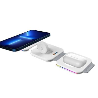 China Smart Match Fast Charging Trending 2022 Best Qi Wireless Charger Pad Qi Wireless Charger Portable Stand Wireless Charger For Phone for sale