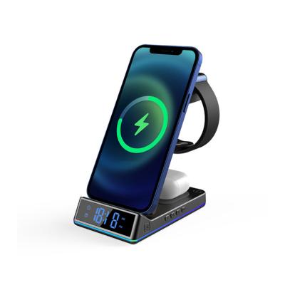 China 15W 15W Fast Charging 3 in 1 Magnetic Wireless Charger Wireless Phone Charger for sale