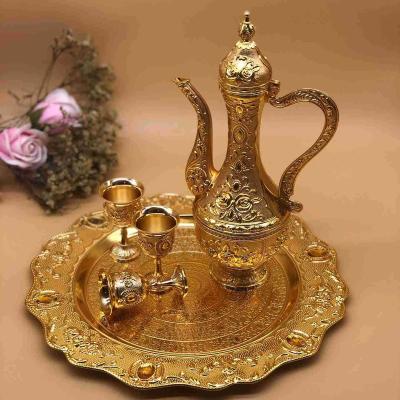 China Sustainable European Style Antique Royal Gold Alloy Wine Glass Tray Luxury Set for sale