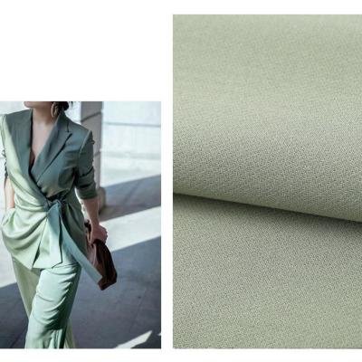 China 152*200 Density TWILL TR Elastic Woven Fabric The Perfect Blend for Business Clothing for sale