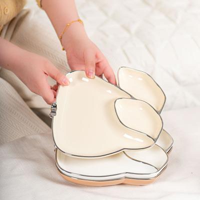 China Sustainable Animal Shape Dinner Rabbit Ceramic Dish Dishes Creative Porcelain Dishes for sale