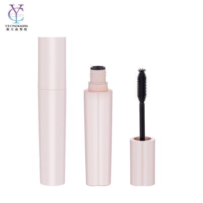 China Cosmetic Plastic Heart Shaped Mascara Tube Container Packaging Tube With Custom Logo for sale