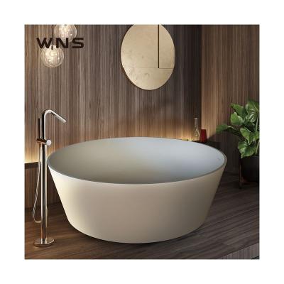 China Freestanding Design 1.4m Freestanding Round Bathtub Fashion Style Hot Tub for sale