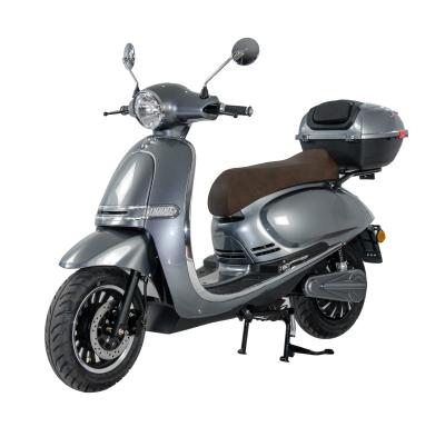 China High Quality Cheap Wholesale Price Unisex Electric Scooter 3000w Powerful Classic Vespa Model for sale