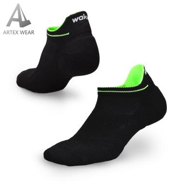 China Arch Support Athletic Running Heel Tag Compression Sport Socks for sale