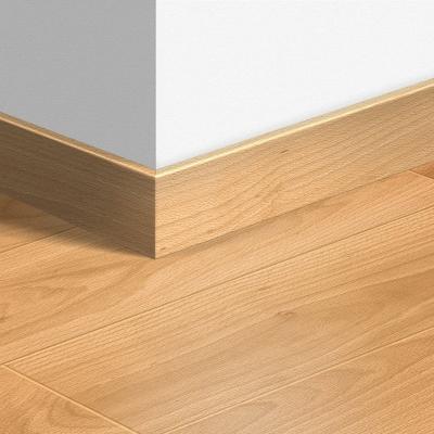 China Anti-scratch Laminate Parquet Skirting Boards For Laminate Flooring for sale