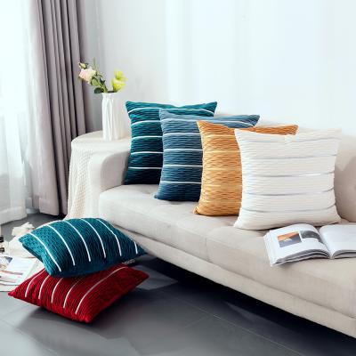 China Softest Anti-Static Velvet Cushion Embroidered Cushion Covers Popular Plaid Designs for sale