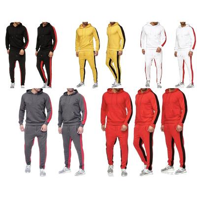 China Plain Hooded Polyester Winter Tracksuits For Men Jogging 2021 for sale