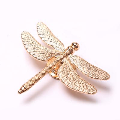 China New Design Modern Animal Zinc Alloy Material Sideboard Handle Metal Dragonfly Dragonfly Design for sale