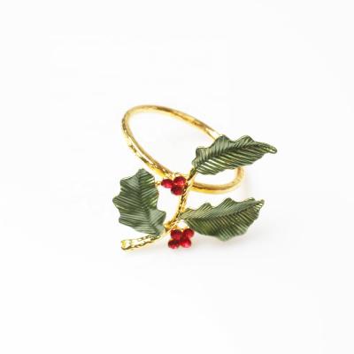 China Sustainable Napkin Ring For Christmas Holiday, Party, Christmas Leaf Green Metal Home Decoration for sale