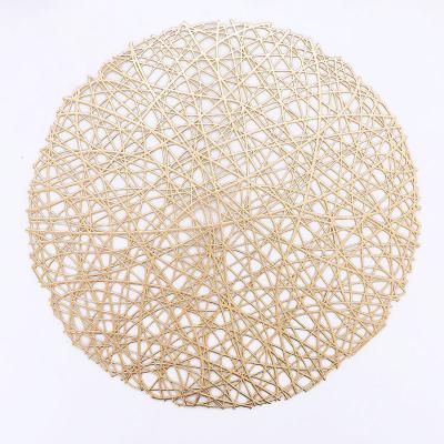 China Round Shape Sustainable Gold Wire Good Quality Silver PVC Anti-slip 38cm Place Mat To Wedding Table Home Carpet for sale