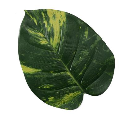 China Viable IN EVA Leaf Eco-Friendly Easily Clean Stocked Green Place Mat For Wedding, Home Decoration for sale