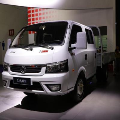 China DONGFENG 2 TON DOUBLE CAB LIGHT TRUCK IN GASOLINE OR DIESEL ENGINE 5995*1945*2046 MM for sale