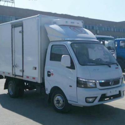 China Dongfeng 4X2 / 3.5 M Length Refrigerator Vehicle In 4X2 Gasoline Engine for sale