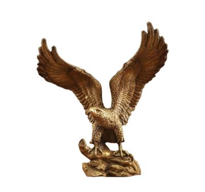 China Chinese Traditional Fengshui Eagle Hawk Ornament Handicraft Decoration China Brass Crafts for sale