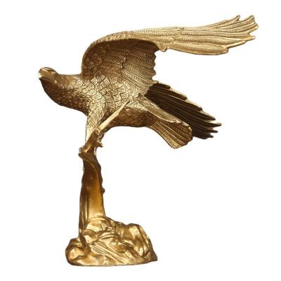 China Chinese Traditional Fengshui Eagle Ornament Handicraft Decoration China Brass Crafts for sale