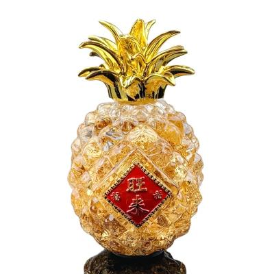 China China style modern art transparent resin with gold leaf inside golden pineapple gifts decoration statue for sale