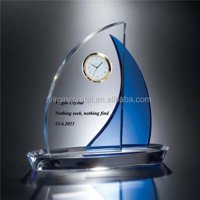 China Luxury Design Europe Fashion Crystal Sailing Boat Trophy With Decorative Clock for sale