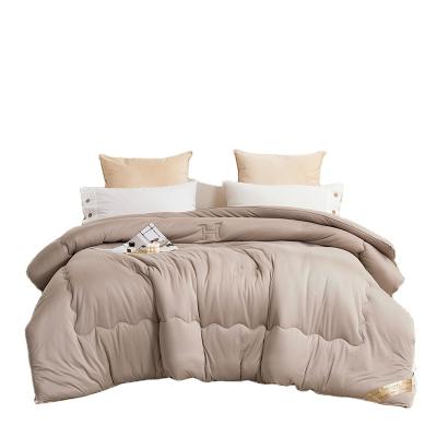 China Skin-friendly Super Soft Comforters For Sleeping Comforters Bedding With 100% Polyester Fiber for sale