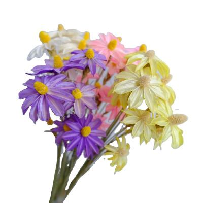 China Daisy The Premium Artificial Flowers Natural Daisy Flower kohama kiku for home wedding decoration for sale