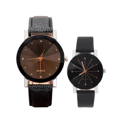 China Cheap New Design Chronograph Fashion Couple Water Resistant Quartz Watch For Lovers Watches for sale