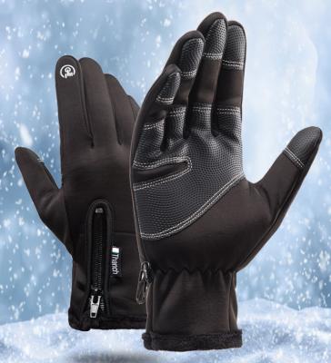 China Half anti-slip refers to spring/summer/fall off-road cycling and half refers to outdoor hard shell motorcycle gloves for sale