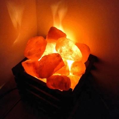 China Europe Pink Himalayan Salt Lamps Crystal Black Wooden Base Navidad Gifts for sale