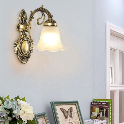 China Wholesale Luxury Indoor Modern Designer Etching Hotel Bedroom Hotel Mirror Sconce Lamp White Gold Flower Glass Wall Led Lighting Light for sale